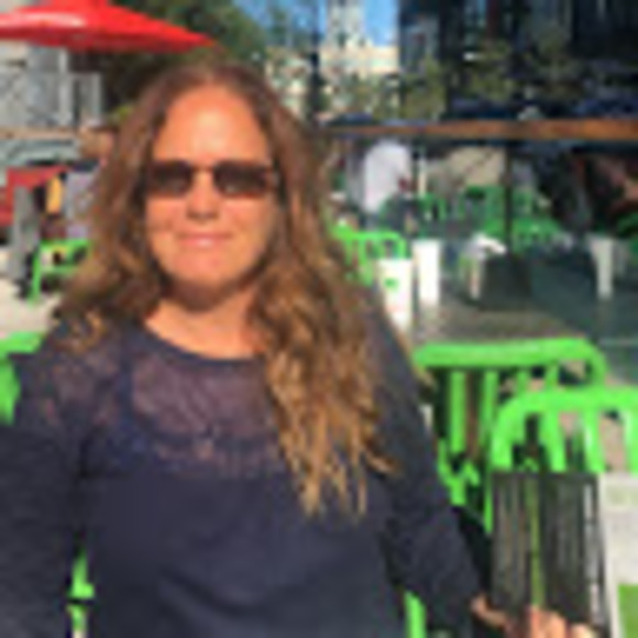 Meet your Posher, Tracey - Picture 1 of 1